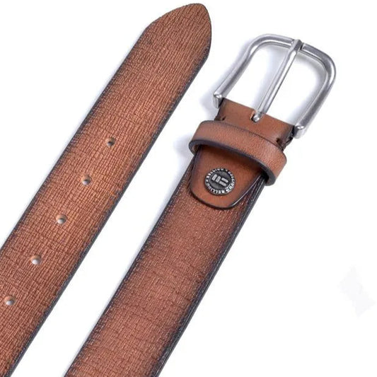 cinturon marron de piel 40 mm vista frontal extendida con hebilla niquel