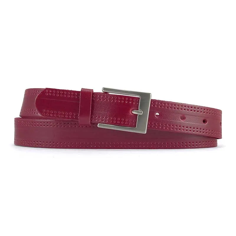 cinturon de piel microperforado color rojo con hebilla rectangular metal vista enrollado
