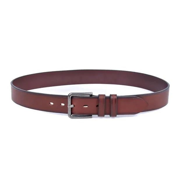 cinturon negro de piel liso de 40 mm enrollado con hebilla niquel viejo
