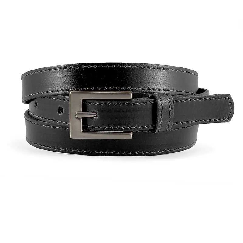 cinturon de piel negro estrecho enrollado con hebilla rectangular niquelada vista frontal