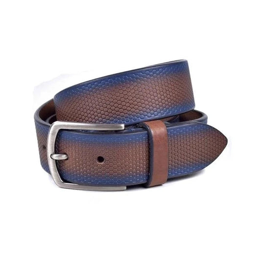 cinturon de piel azul y cuero marron enrollado con hebilla clasica en vista tres cuartos