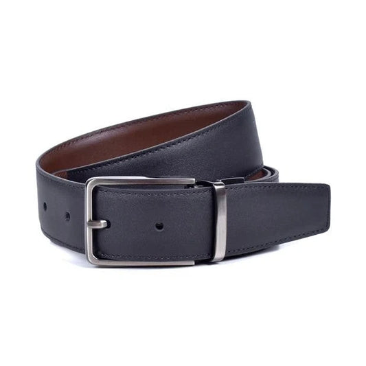 cinturon de piel negro reversible enrollado vista frontal con hebilla rectangular niquel negro