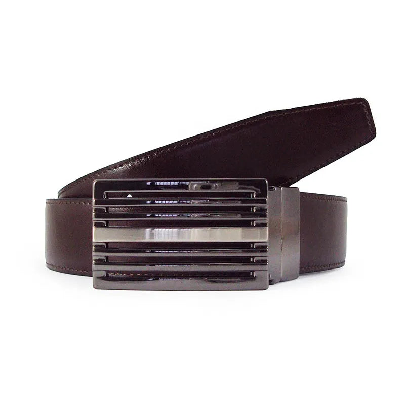 cinturón reversible marrón con hebilla metálica rectangular vista frontal