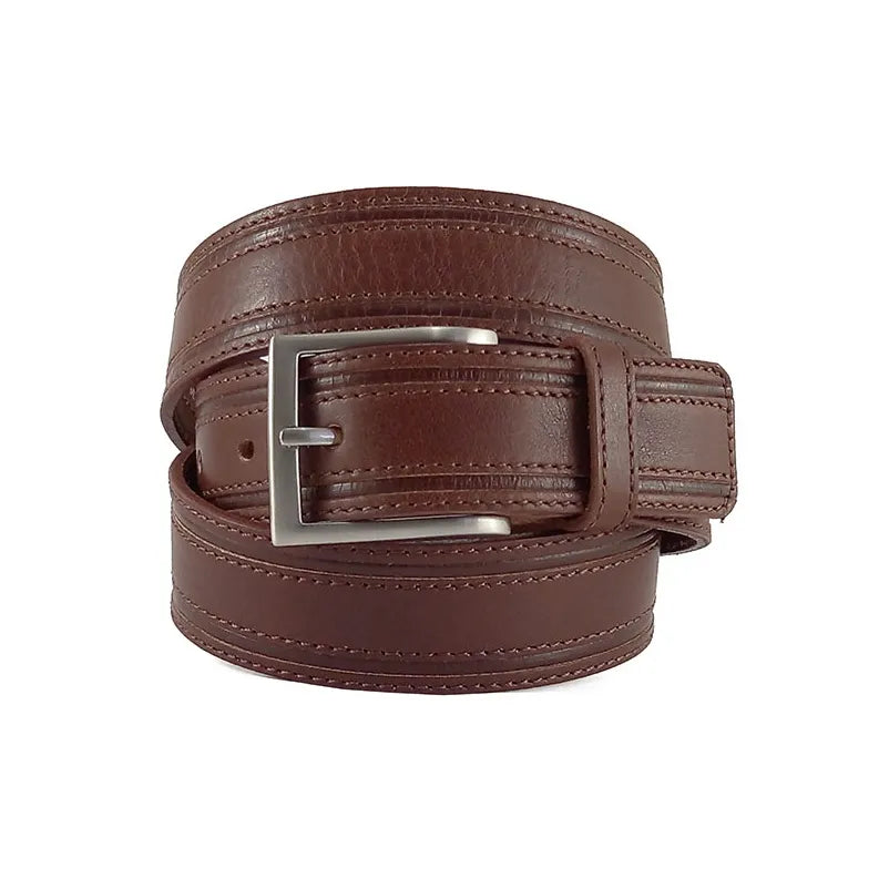 cinturón de piel vaqueta enrollado con doble pespunte reforzado y pasador del mismo material